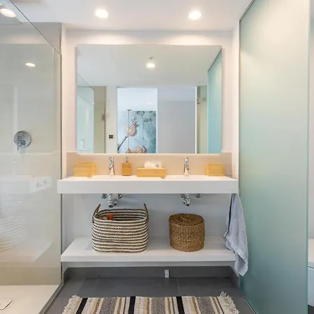 Higueron West Luxury Apartment *