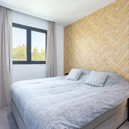 Higueron West Luxury Apartment *