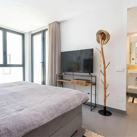 Higueron West Luxury